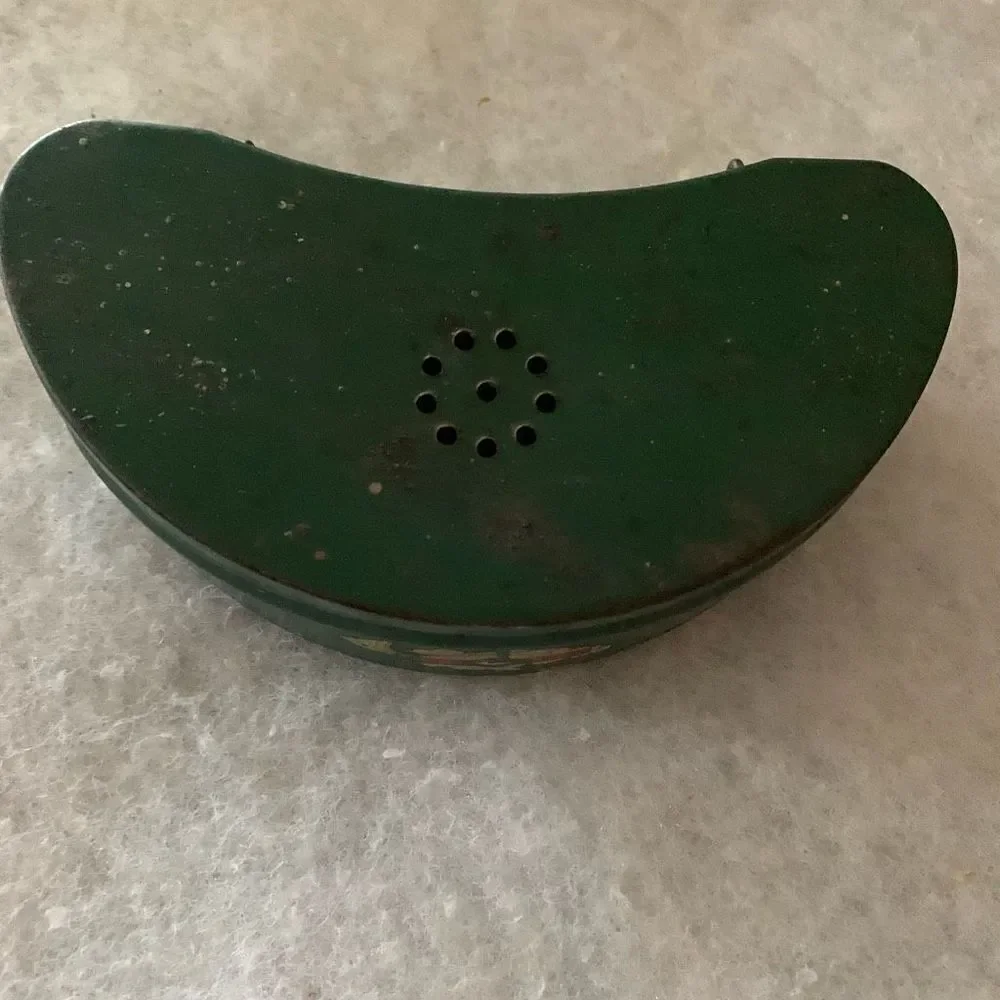Vintage Horrocks Ibbotson Green Metal Bait Box